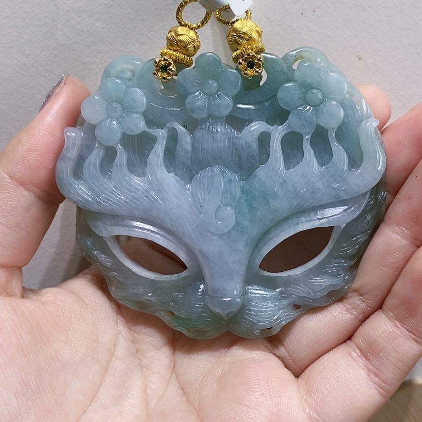【闪购商品】翡翠未镶嵌颈饰