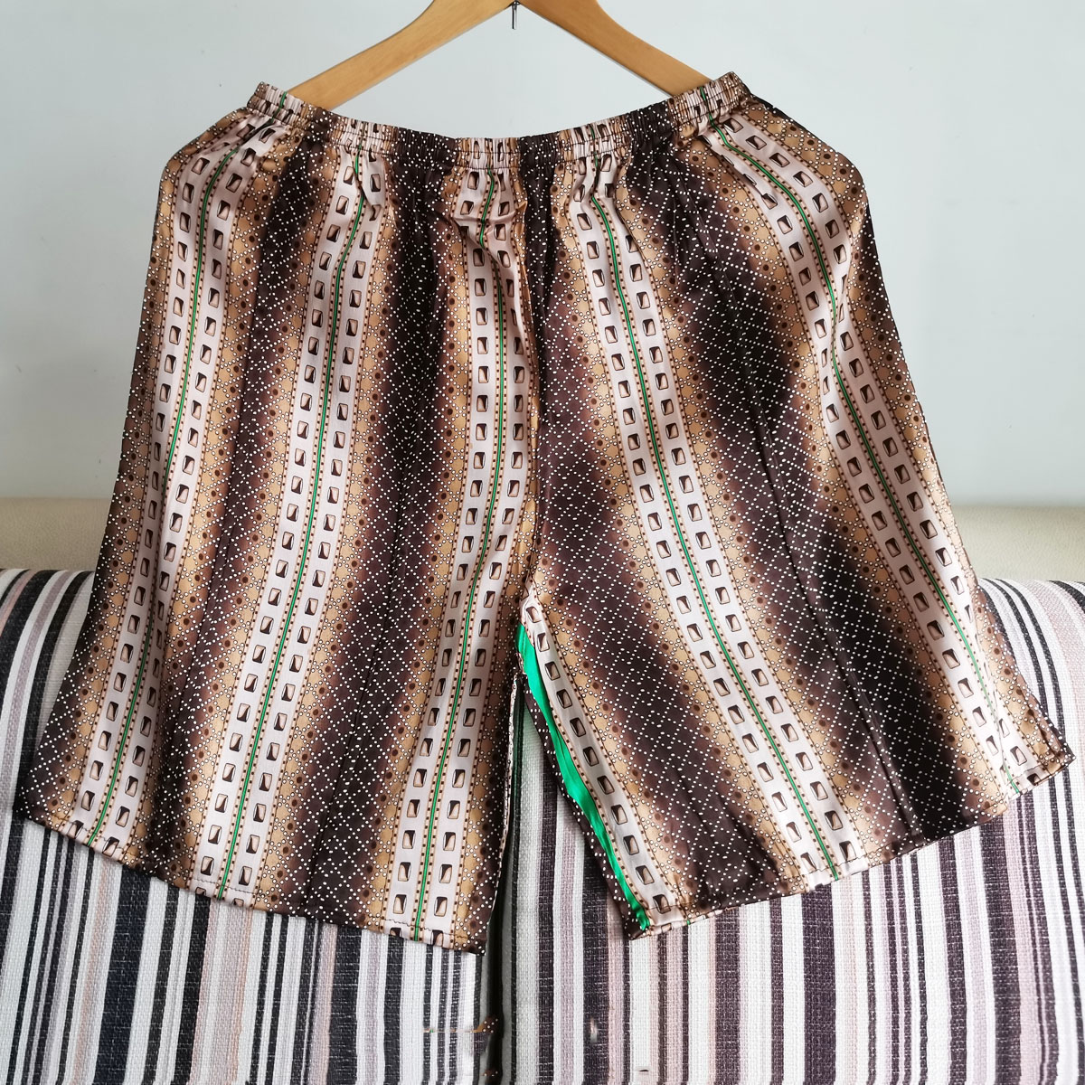 编号K链接  桑蚕丝五分裤居家外穿休闲百搭宽松品质时尚透气贴身