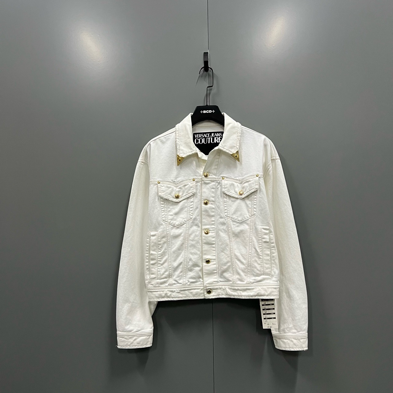 99新 VERSACE/范思哲 白色牛仔外套 46码