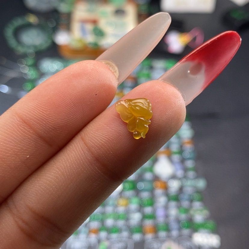 【闪购商品】翡翠挂件未镶嵌仙子