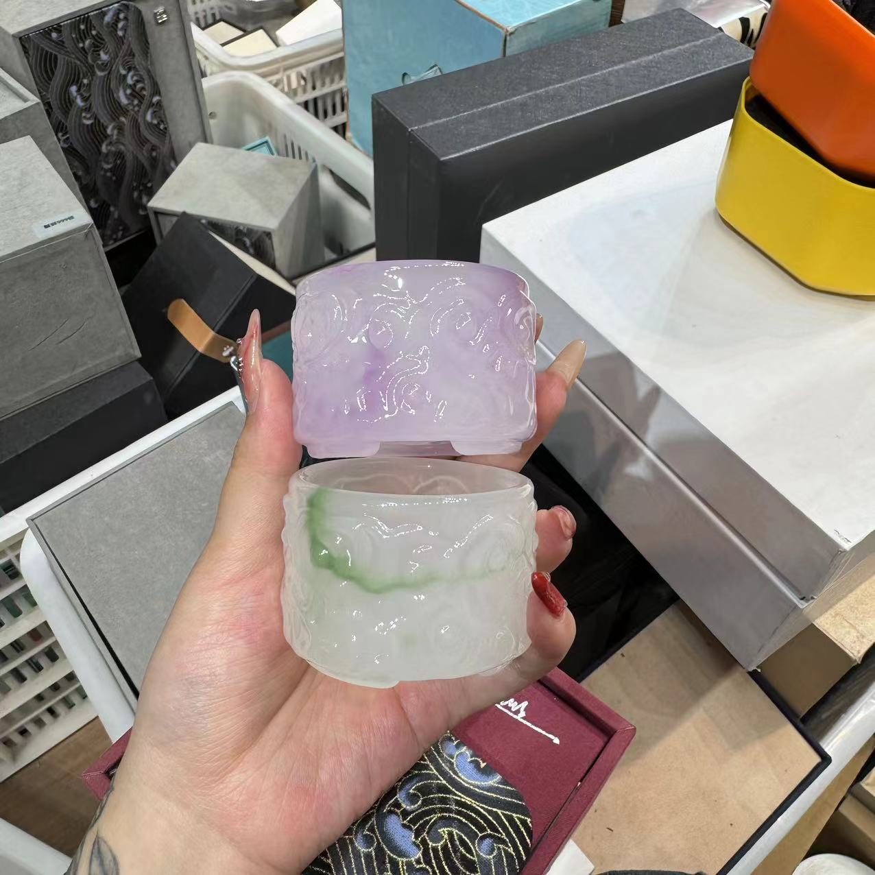 【闪购商品】紫色琉璃浮雕主人杯加翠绿浮雕琉璃主人杯 1928+1929