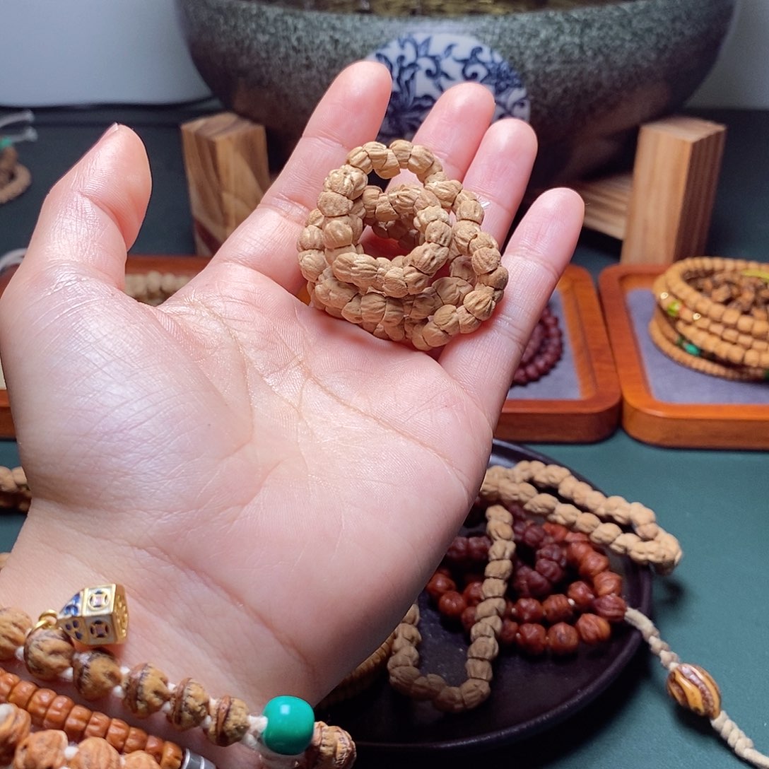 柏香籽/百香籽吊坠129.9