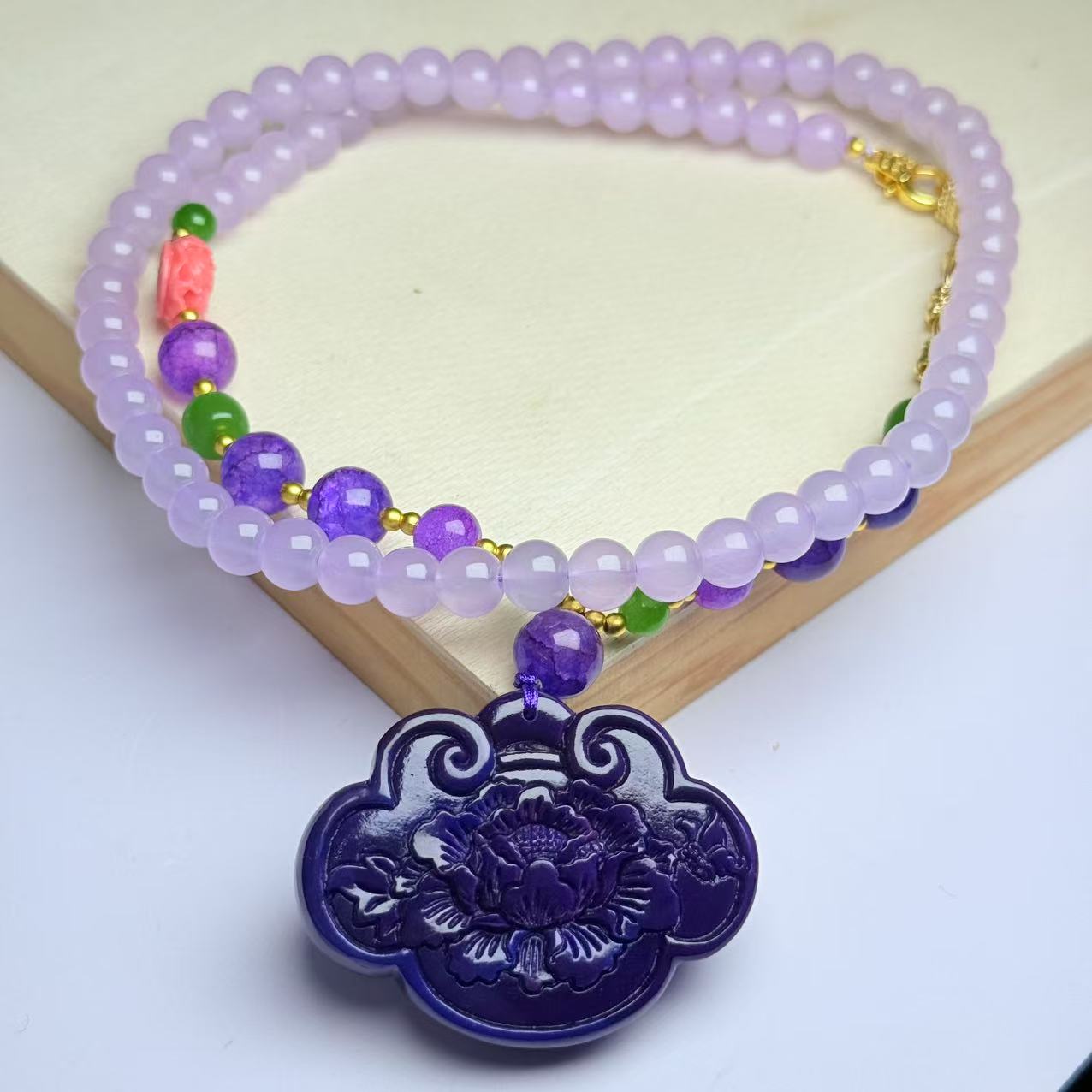 【静雯珠宝】 S058 双色花瓣樱花粉 紫龙醇吊坠 多样性发其一