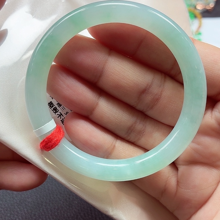 翡翠未镶嵌手镯天然缅甸A货翡翠
