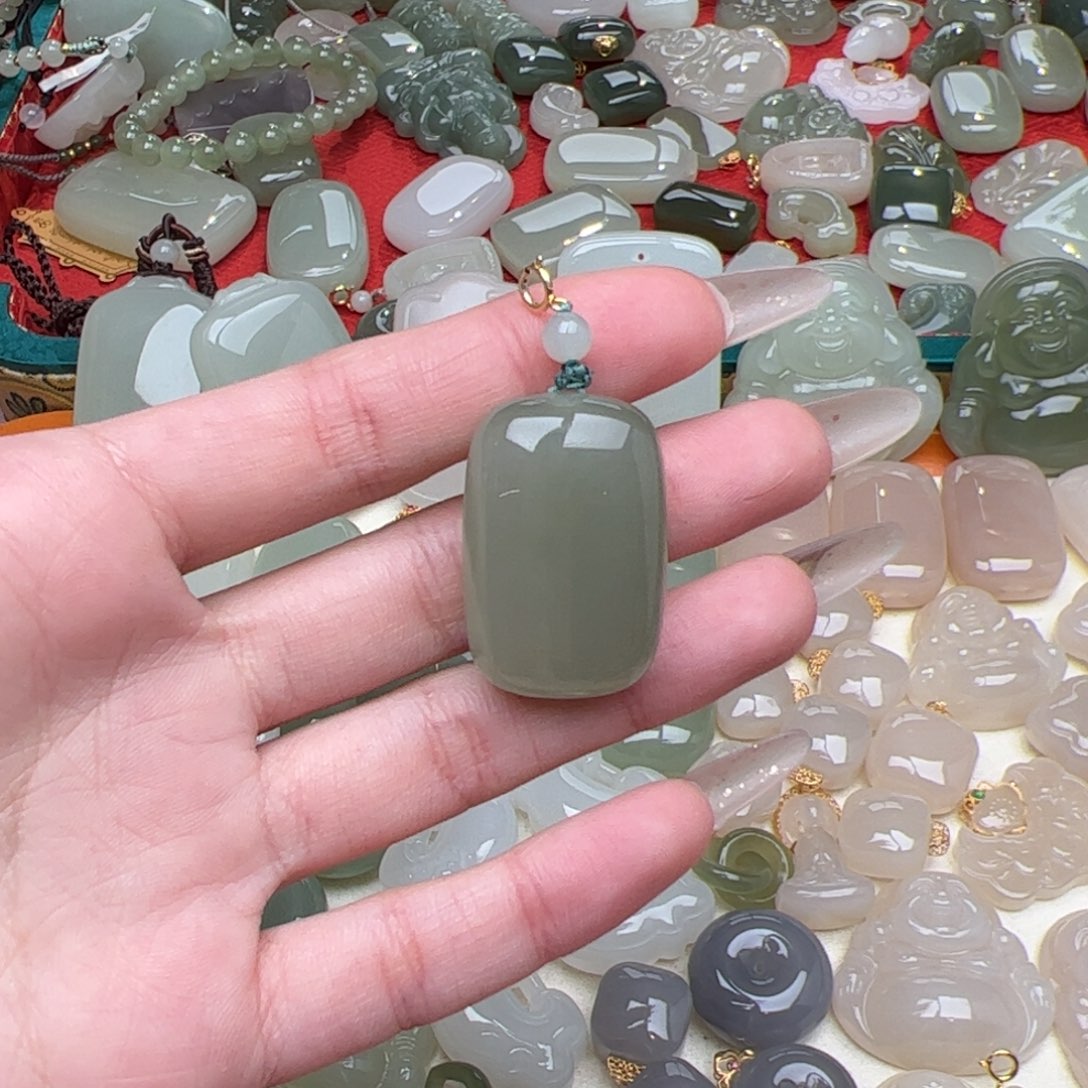 和田玉耳饰18K金镶嵌?**?