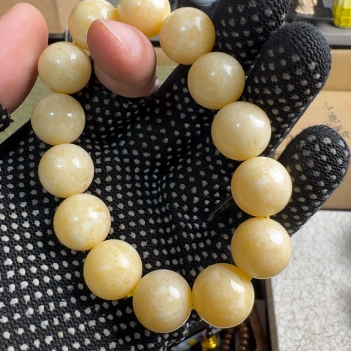 砖雕瓷器工艺品摆件等