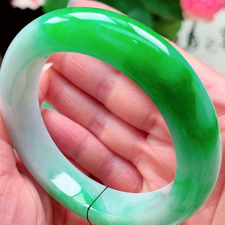 翡翠未镶嵌手镯天然翡翠手镯