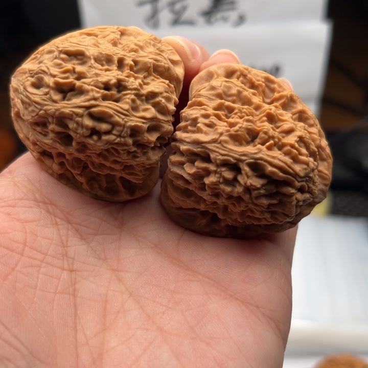 文玩核桃吊坠南疆42