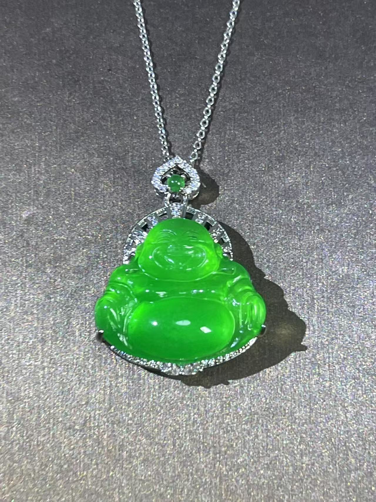 玉泽甄选绿佛公吊坠72