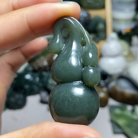 未镶嵌和田玉（糖玉）珠宝半成品