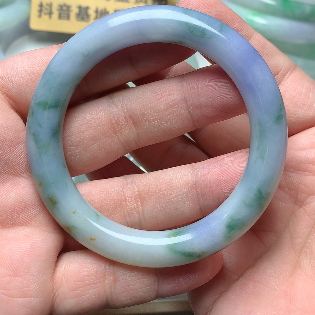 颈饰未镶嵌翡翠55.1圆条 有纹