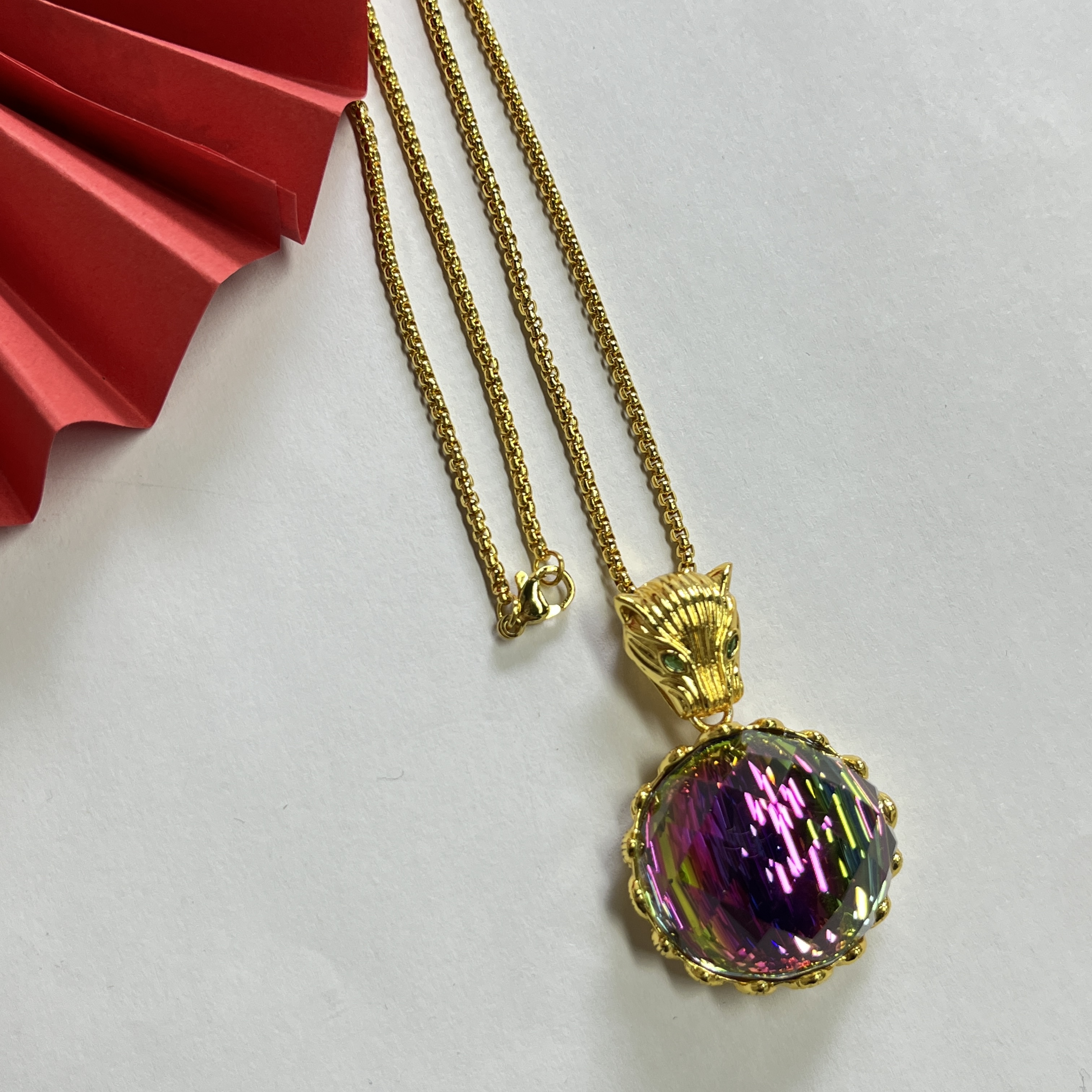 吊坠T282精美时尚百搭男女同款首饰(多样性发一)