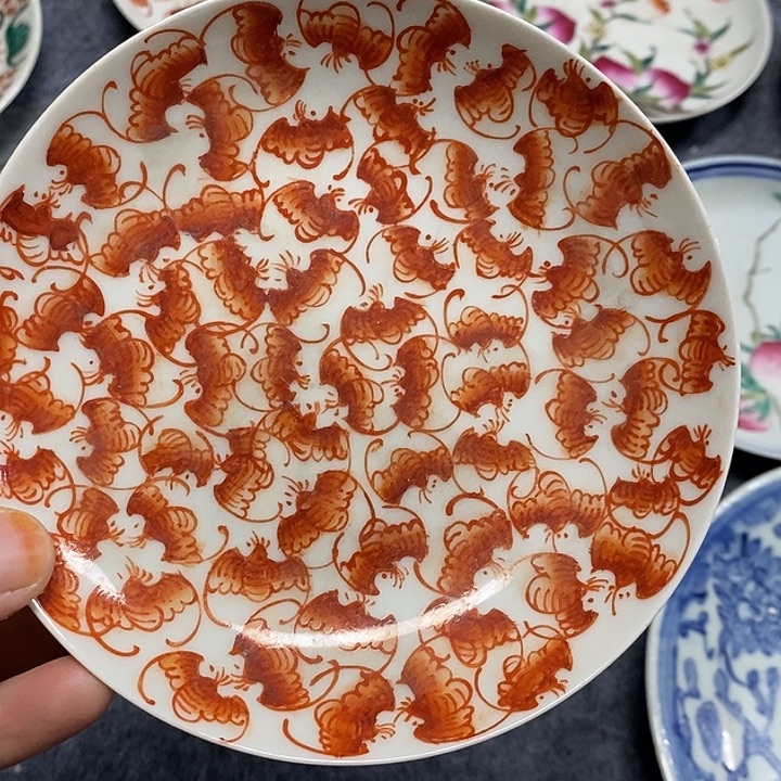 无***网粉彩盘子，粉彩盘子