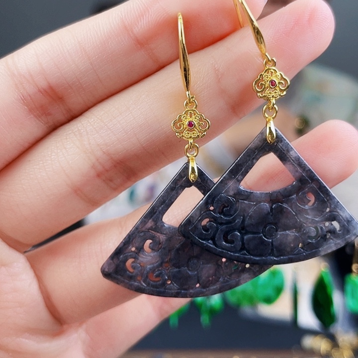 翡翠耳饰未镶嵌饰品