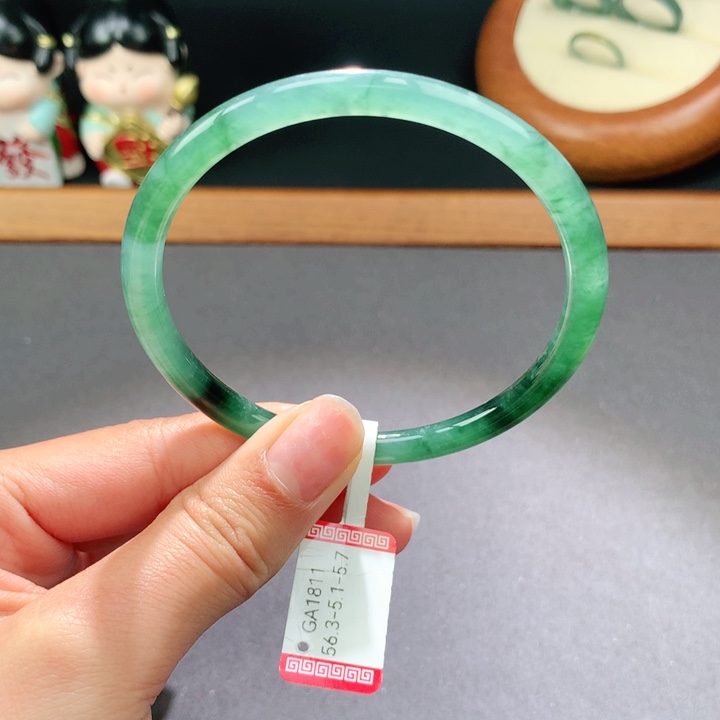 翡翠手镯未镶嵌天然翡翠手镯叮当镯