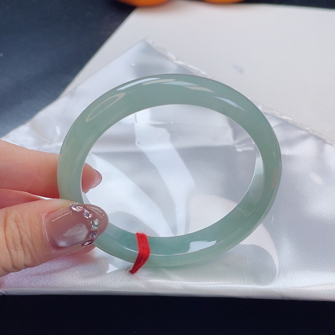 翡翠手镯未镶嵌含*翡翠贵妃54.7-50.4-12-7.3