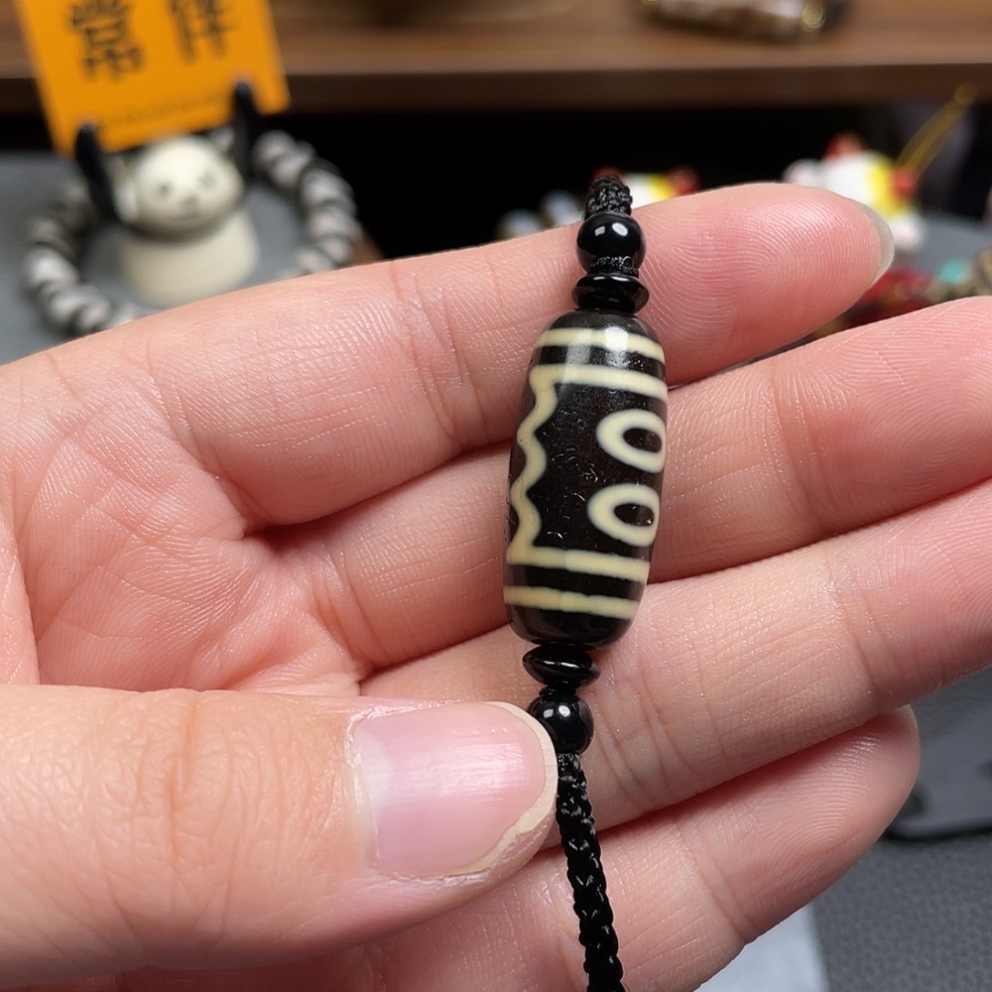 用***6玛瑙/玉髓未镶嵌颈饰