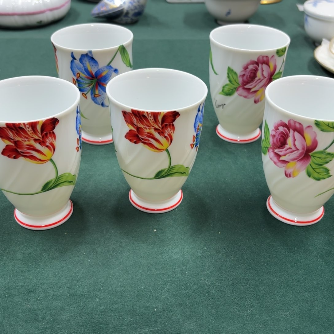 摆件全是大漂亮瓷器啊美美哒