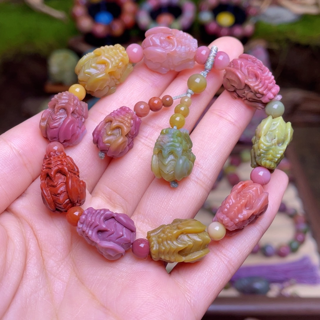 未镶嵌玛瑙/玉髓珠宝半成品盐源玛瑙貔貅手串