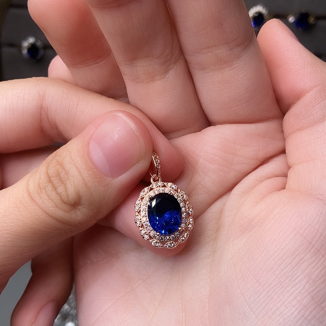 吊坠(赠链)蓝宝石银S925镶嵌