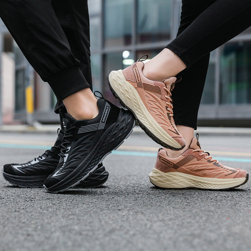 【加拿大撤柜】巨沃德1778轻便耐磨防滑透气户外跑步鞋情侣休闲鞋