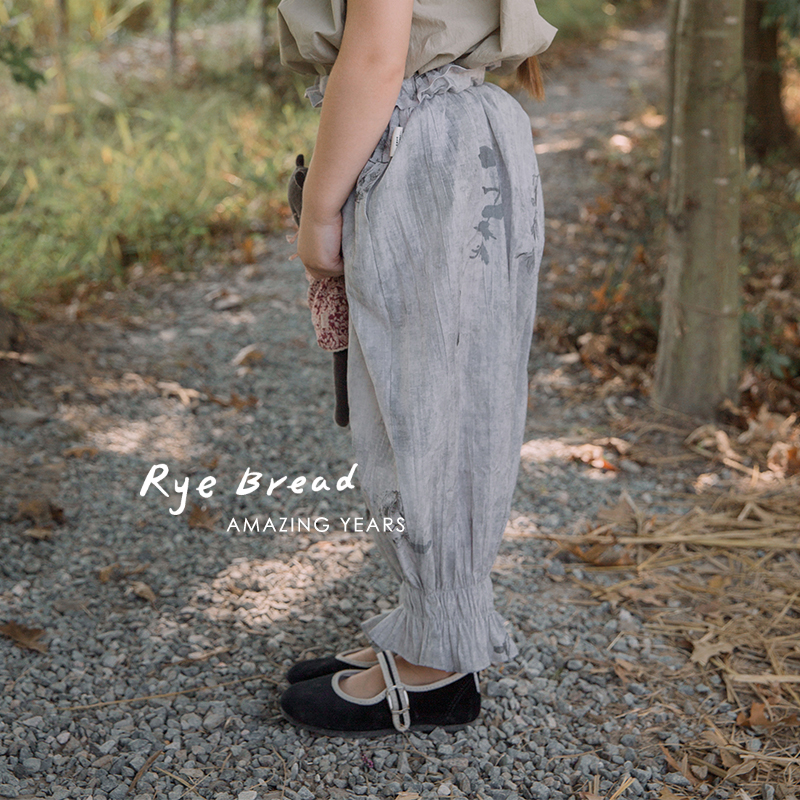 ryebread/黑面包童装 复古印花女小童花苞束脚防蚊休闲裤4夏