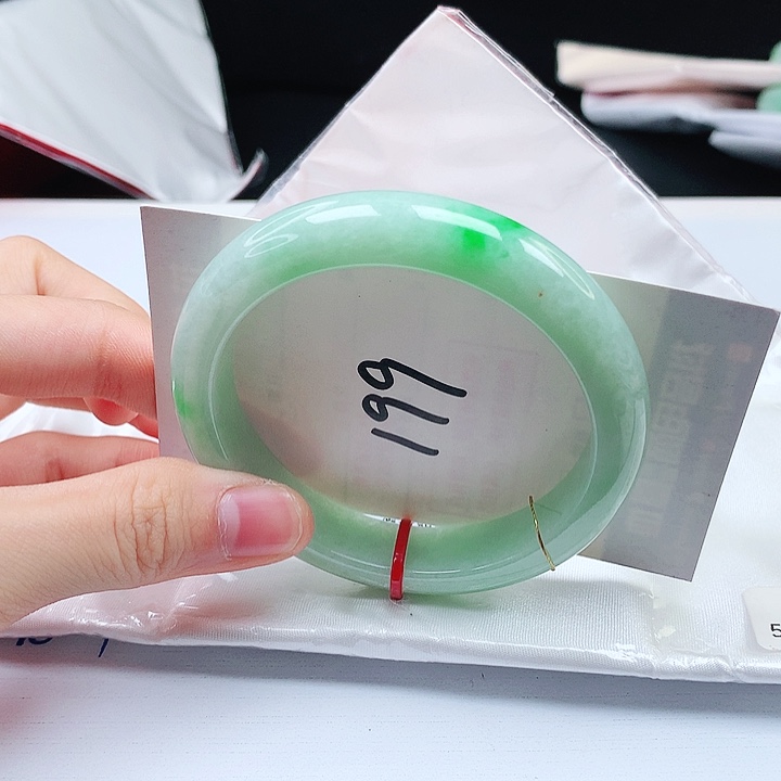 翡翠手镯未镶嵌缅甸天然a货手镯55+