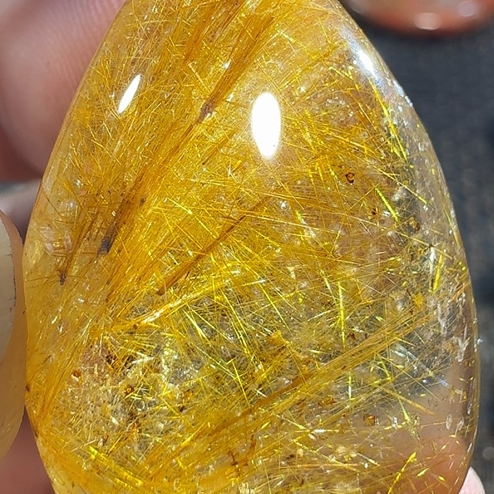 朝***姐未镶嵌颈饰水晶我