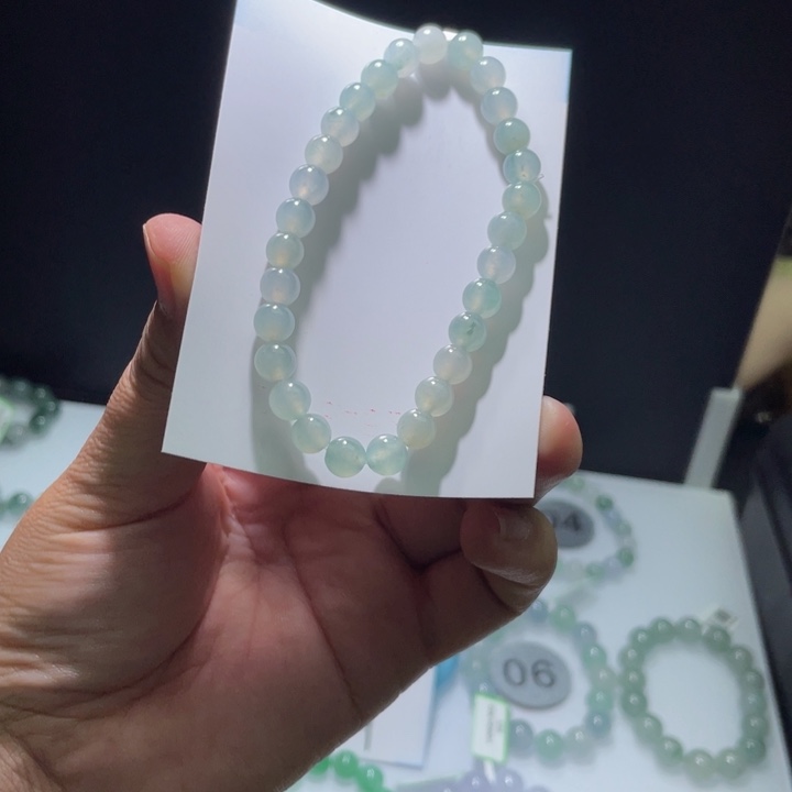 未镶嵌定制翡翠翡翠卡7左右