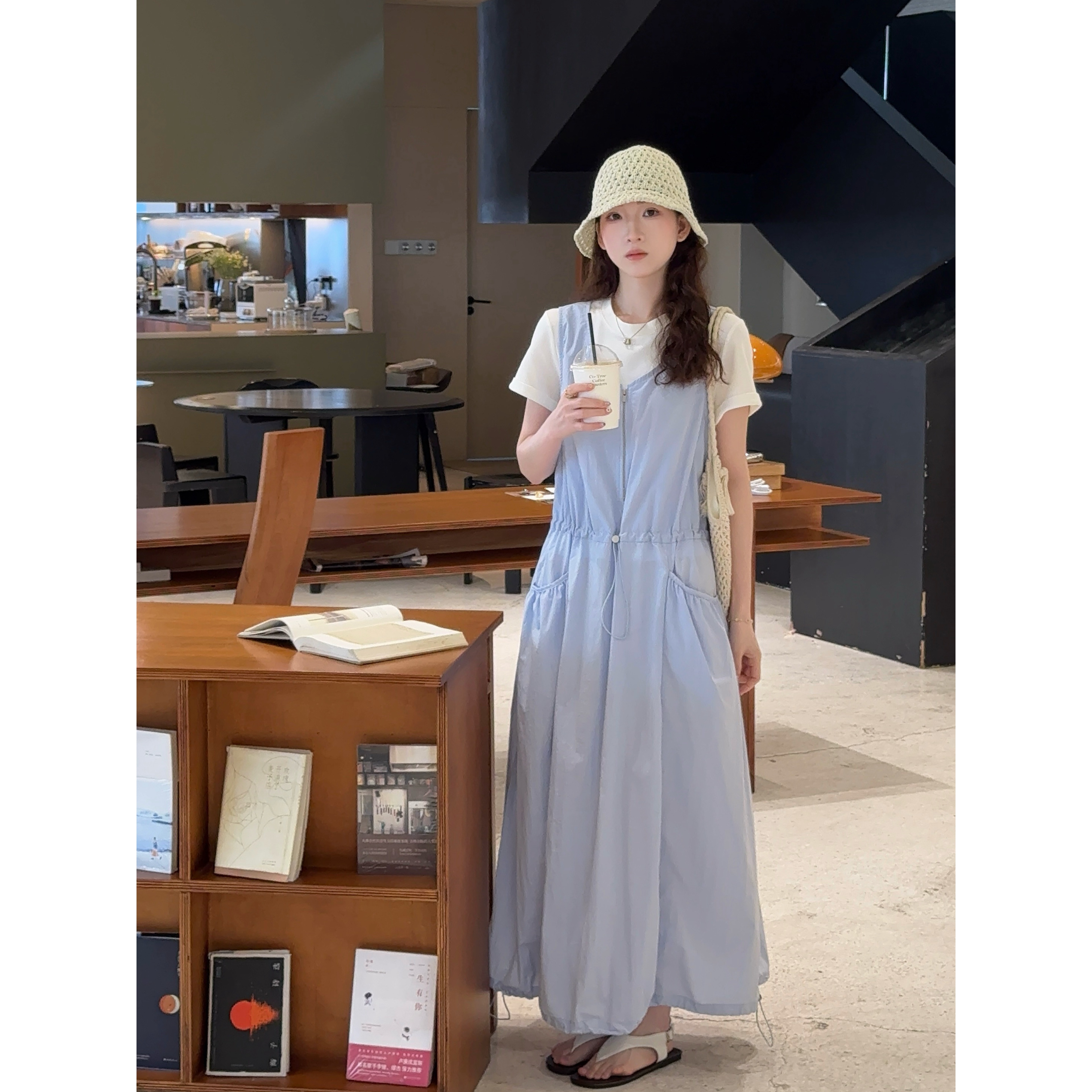 小冰涡 韩系慵懒下摆抽绳收腰拉链背心裙