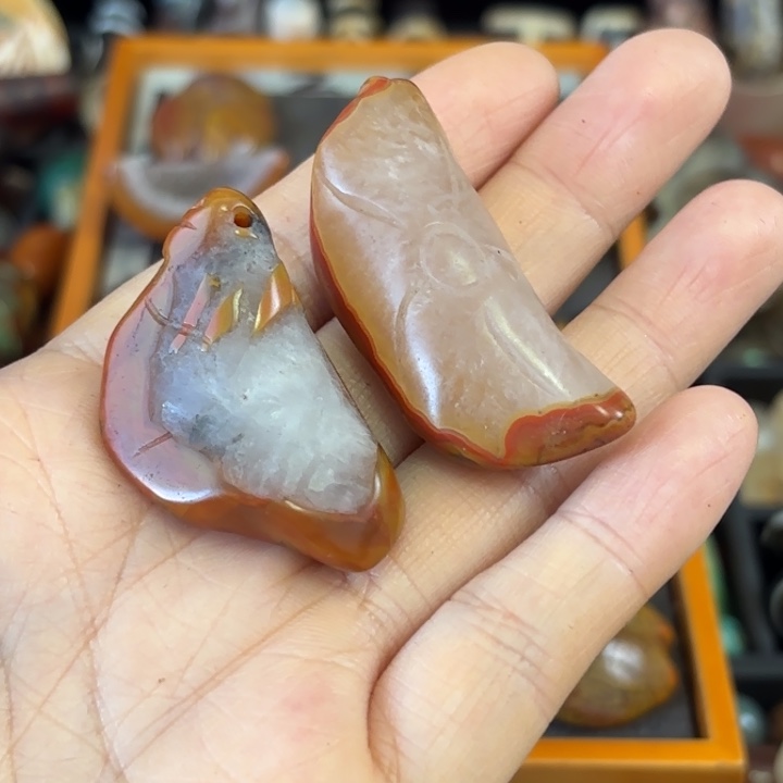 ？***尘玛瑙/玉髓未镶嵌颈饰