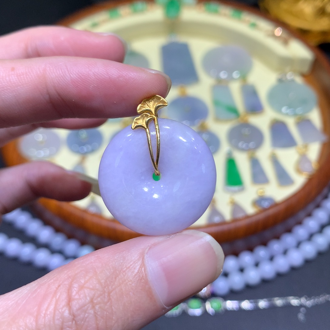 翡翠吊坠(不含链)18K金镶嵌