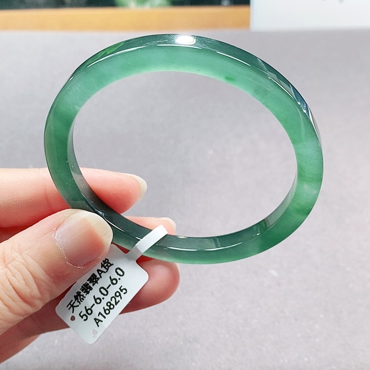 【闪购商品】翡翠手镯（圆镯）未镶嵌