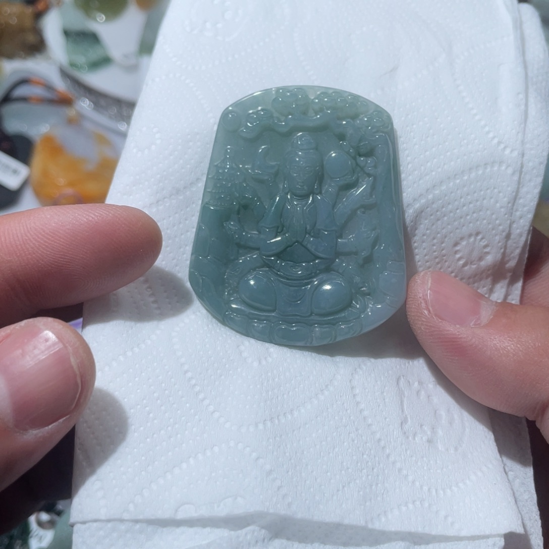 翡翠颈饰未镶嵌天然