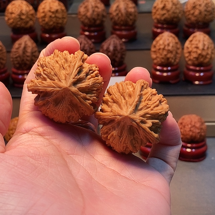 S***e把件桃核42尺文山三棱