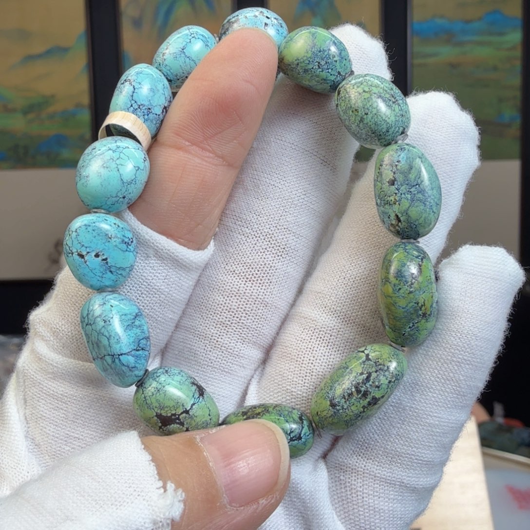 绿松石未镶嵌珠宝奇石