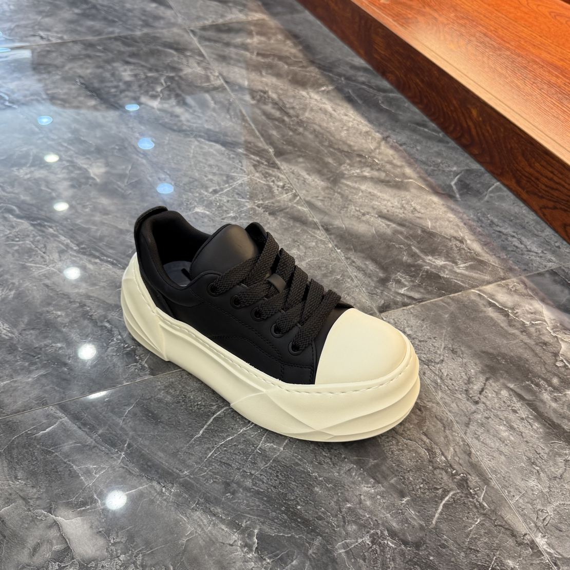 秋款产品休闲男鞋小一码拍