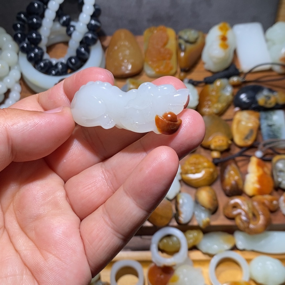 和田玉颈饰未镶嵌宁****辰