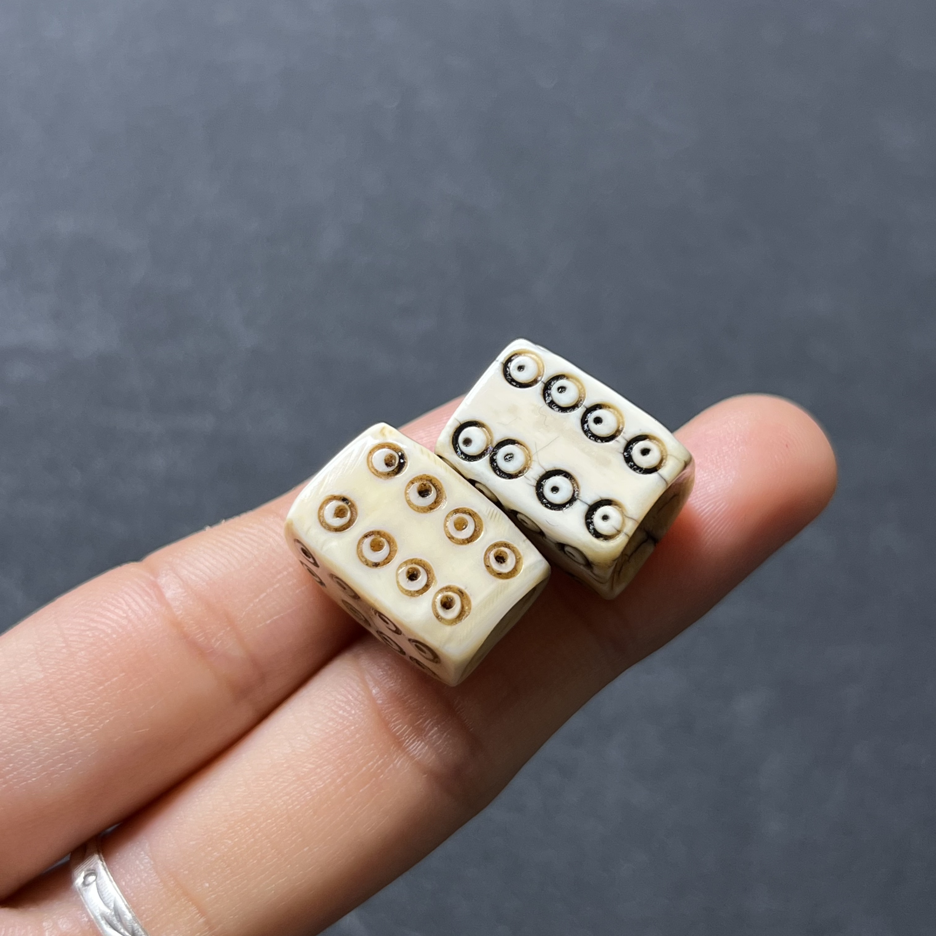 藏传收货小配饰一枚