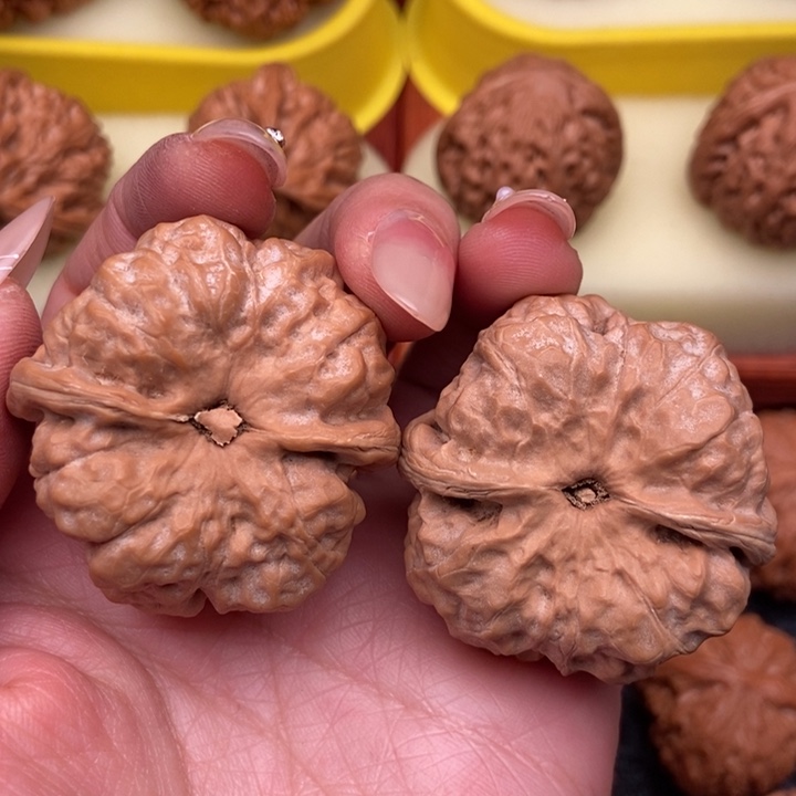 文玩核桃把件格*40全品蛤蟆