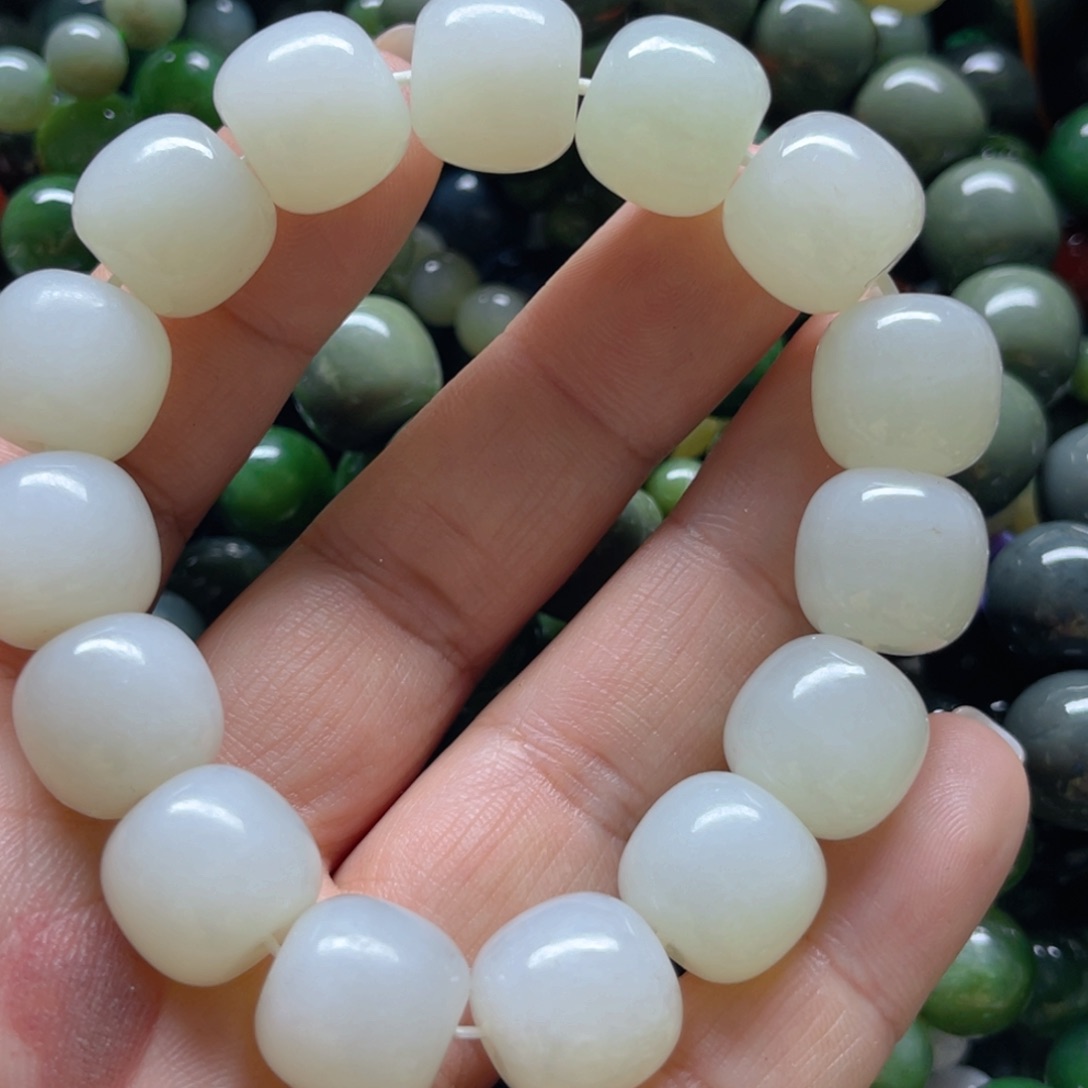 和田玉手链未镶嵌