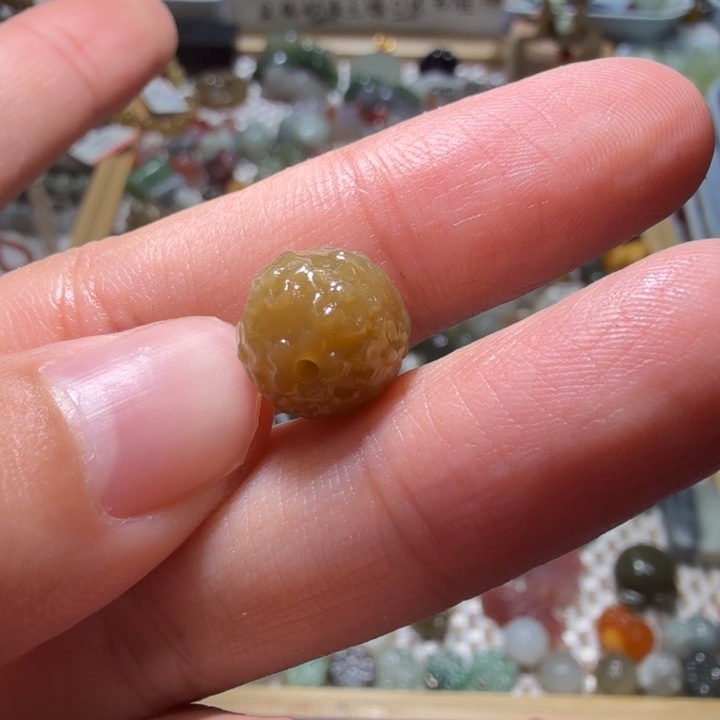 和田玉未镶嵌珠宝半成品