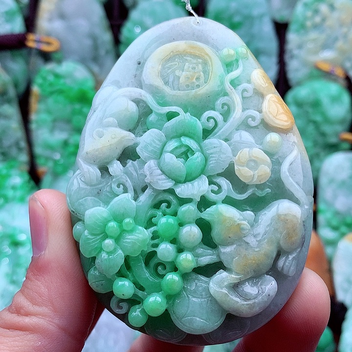 翡翠吊坠(不含链)未镶嵌