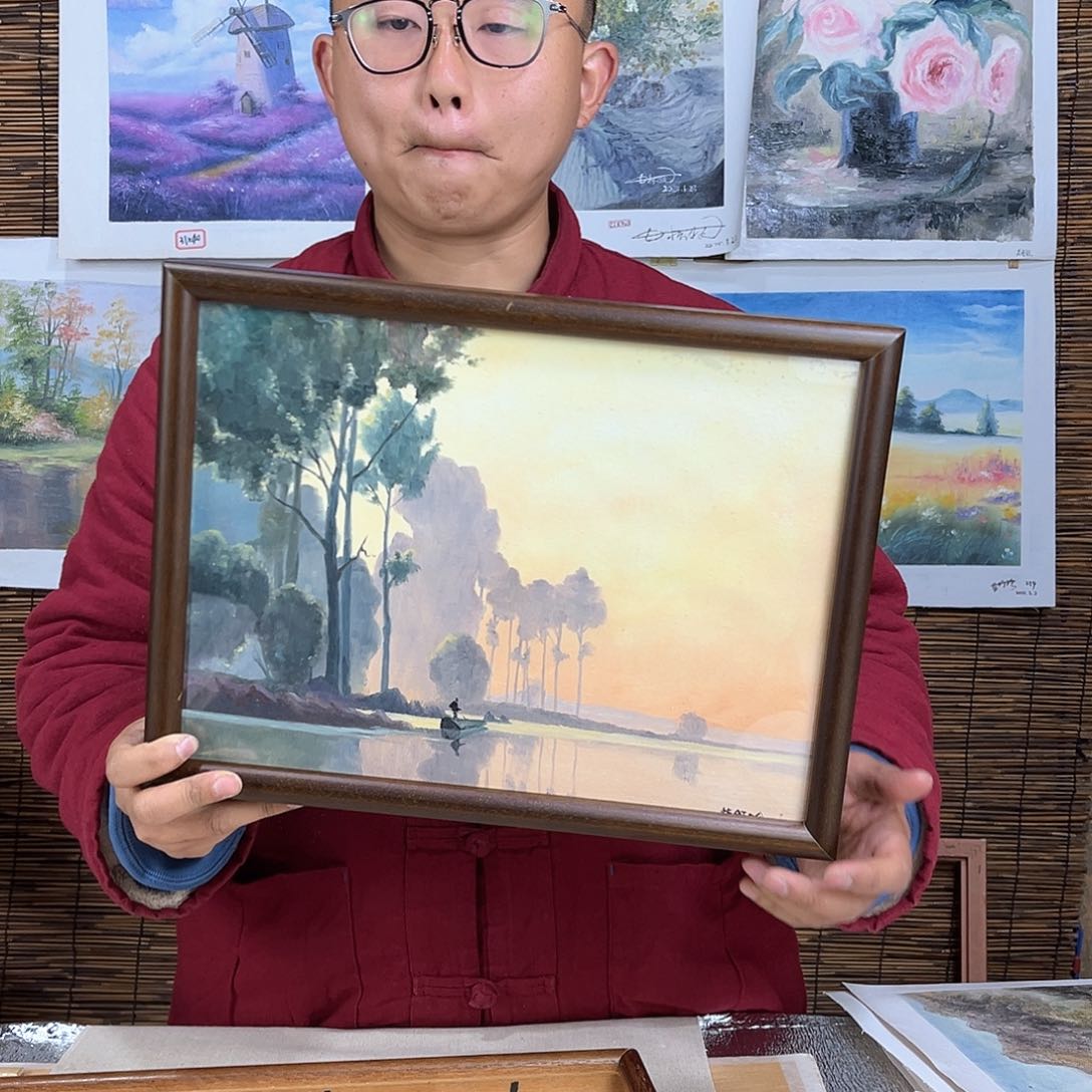 油画行路人小院绘画作品竞拍成功