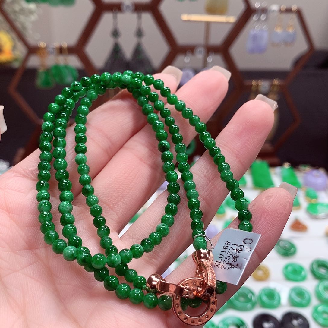 翡翠项链未镶嵌天然翡翠