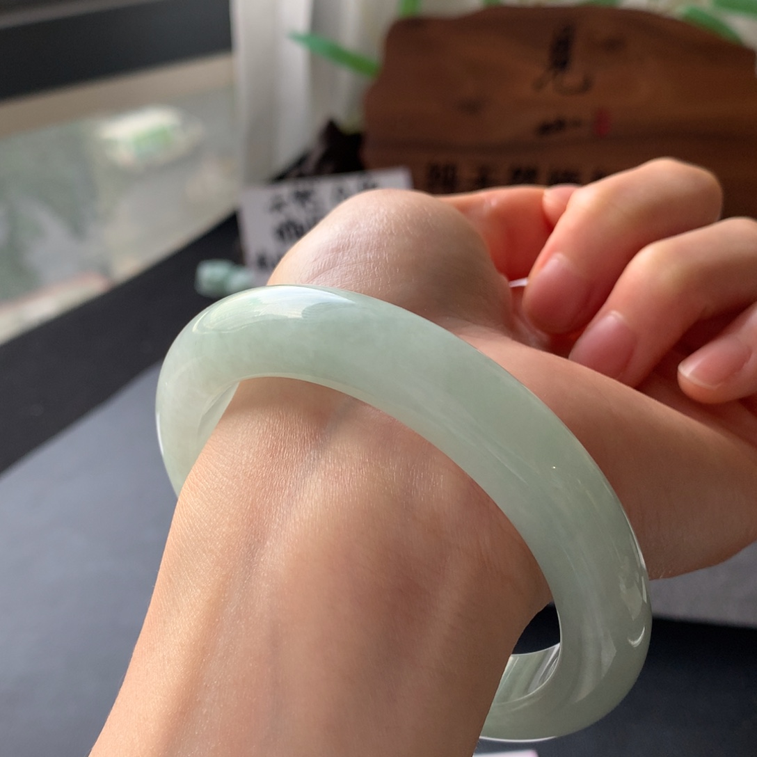 翡翠未镶嵌手镯59.4正圈