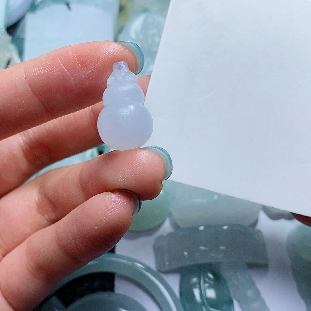 定制翡翠未镶嵌毛货付款后确认抛光