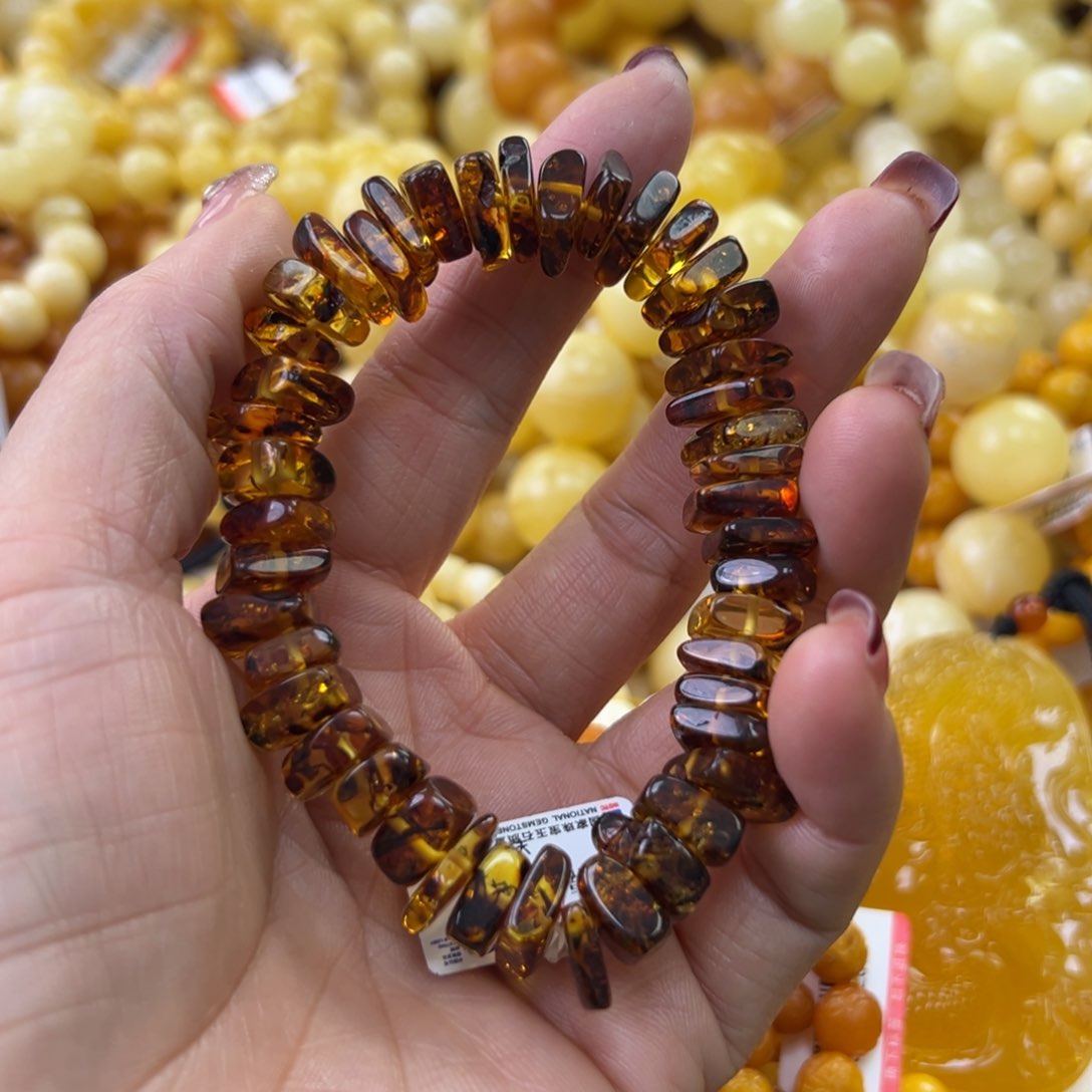琥珀珠宝奇石未镶嵌