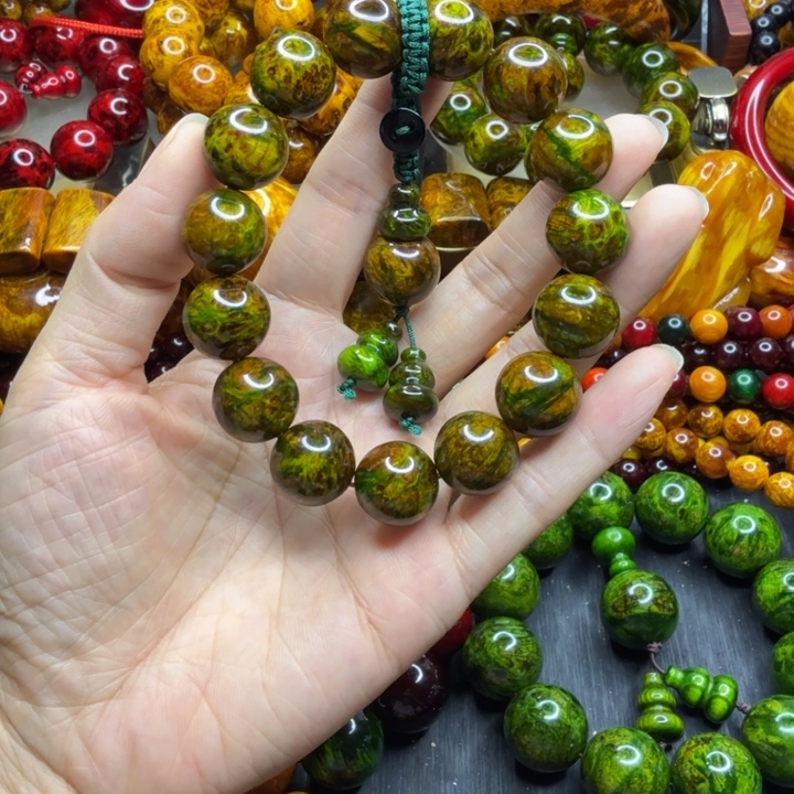 松木琥珀木文玩手串