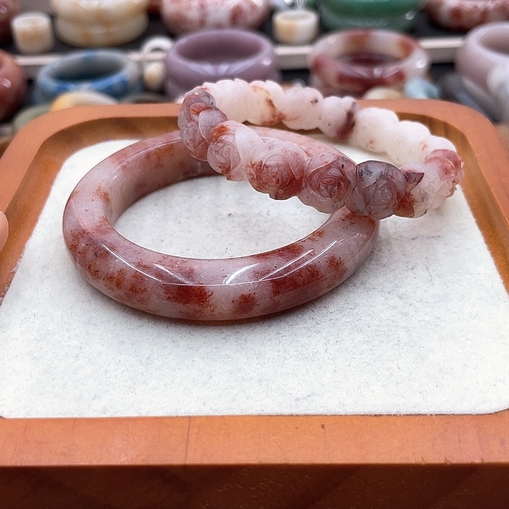 石英质玉圈口齐全未镶嵌安*令